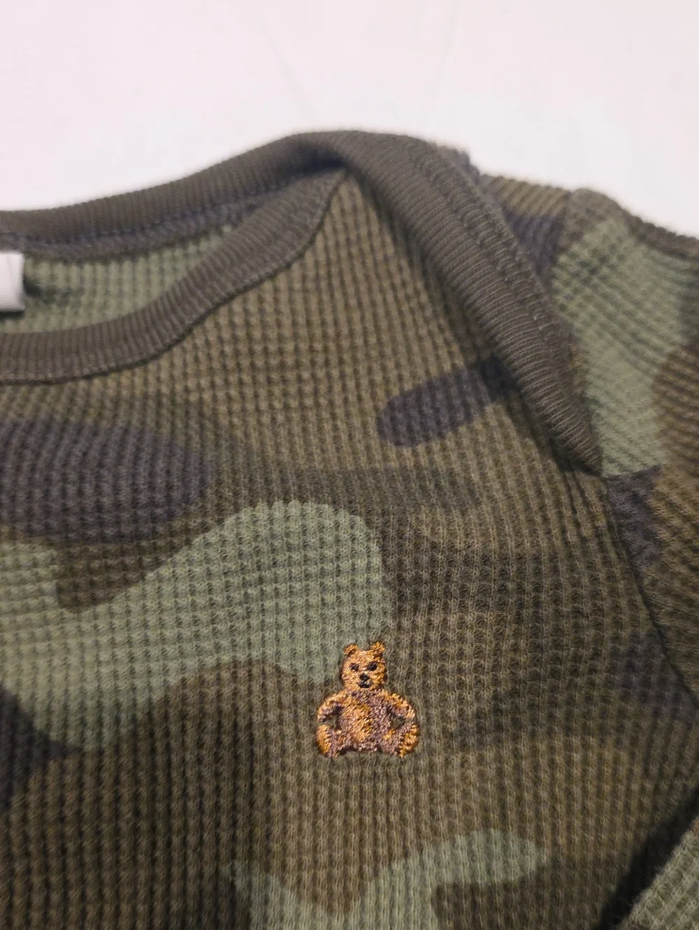 GAP Olive Camo Long-Sleeve Baby One-Piece 6-12 Months